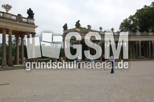 Sanssouci Vorderfront 1.JPG